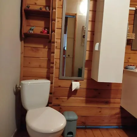 Chalet Confortable à - 36 M² Avec Jardin