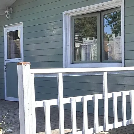 Confortable à - 36 M² Avec Jardin Attin