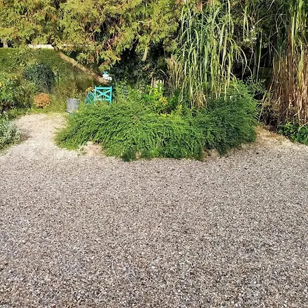 Confortable à - 36 M² Avec Jardin * Attin