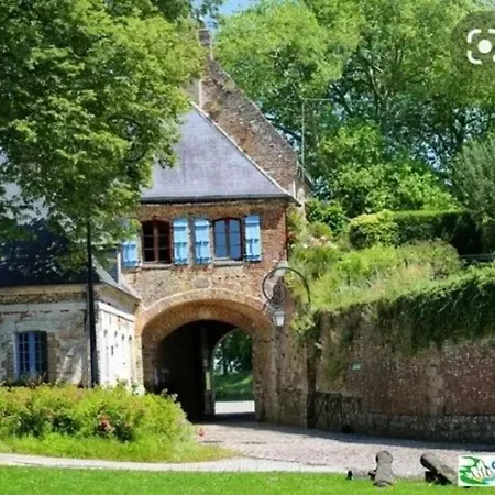 Chalet Confortable à - 36 M² Avec Jardin
